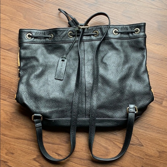 Hair on hide backpack - Picture 2 of 3